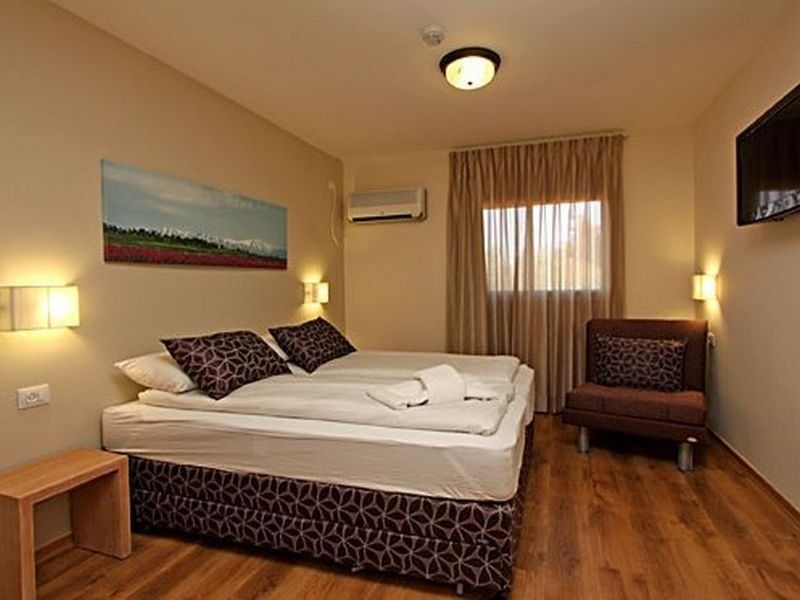 Kibbutz Malkiya Travel Hotel Malkiyya Exteriör bild